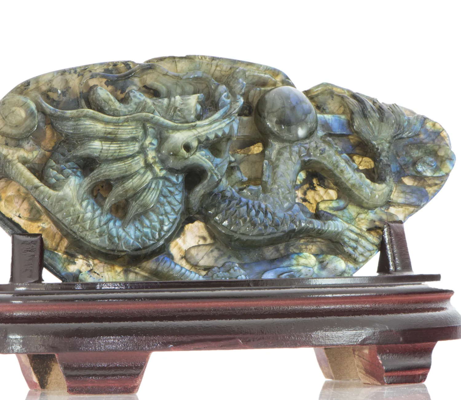 Labradorit Drache