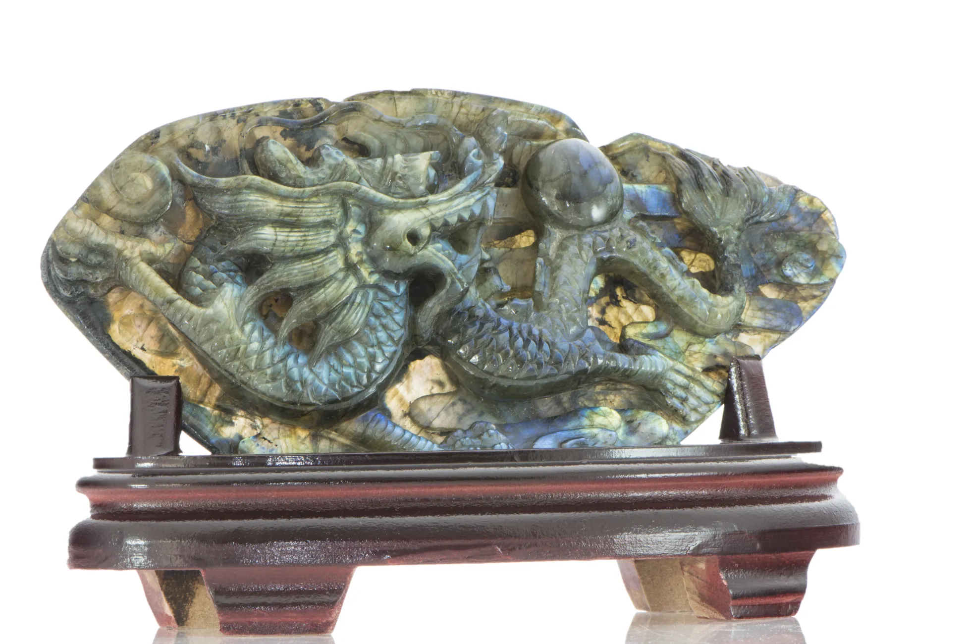 Labradorit Drache