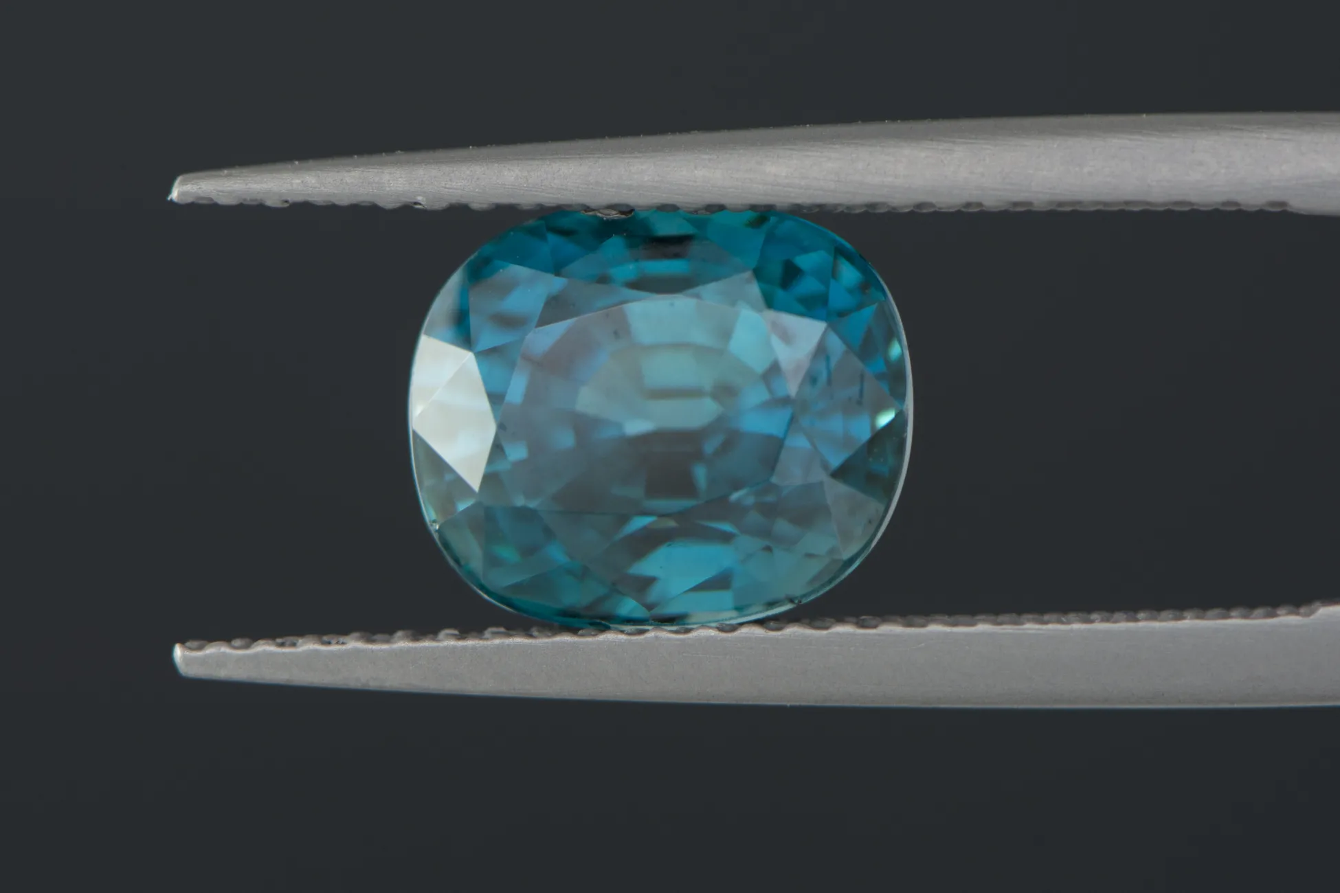 Blauer Zirkon