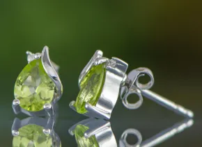 Ohrringe mit Peridot