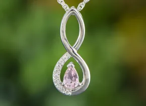 Anhänger mit Rosenquarz