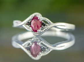 Ring mit Rubin