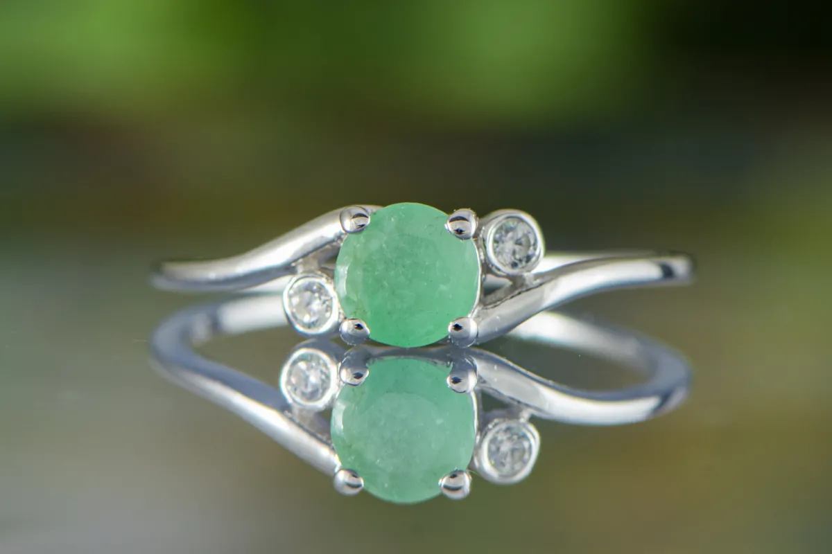 Ring mit Smaragd