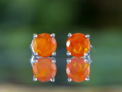 Ohrringe mit Feueropal 5mm