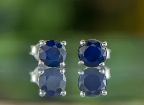 Ohrringe mit blauem Saphir 5mm