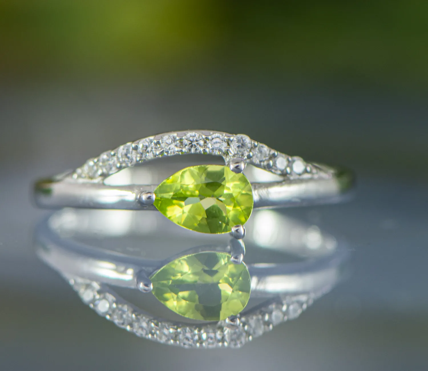 Ring mit Peridot
