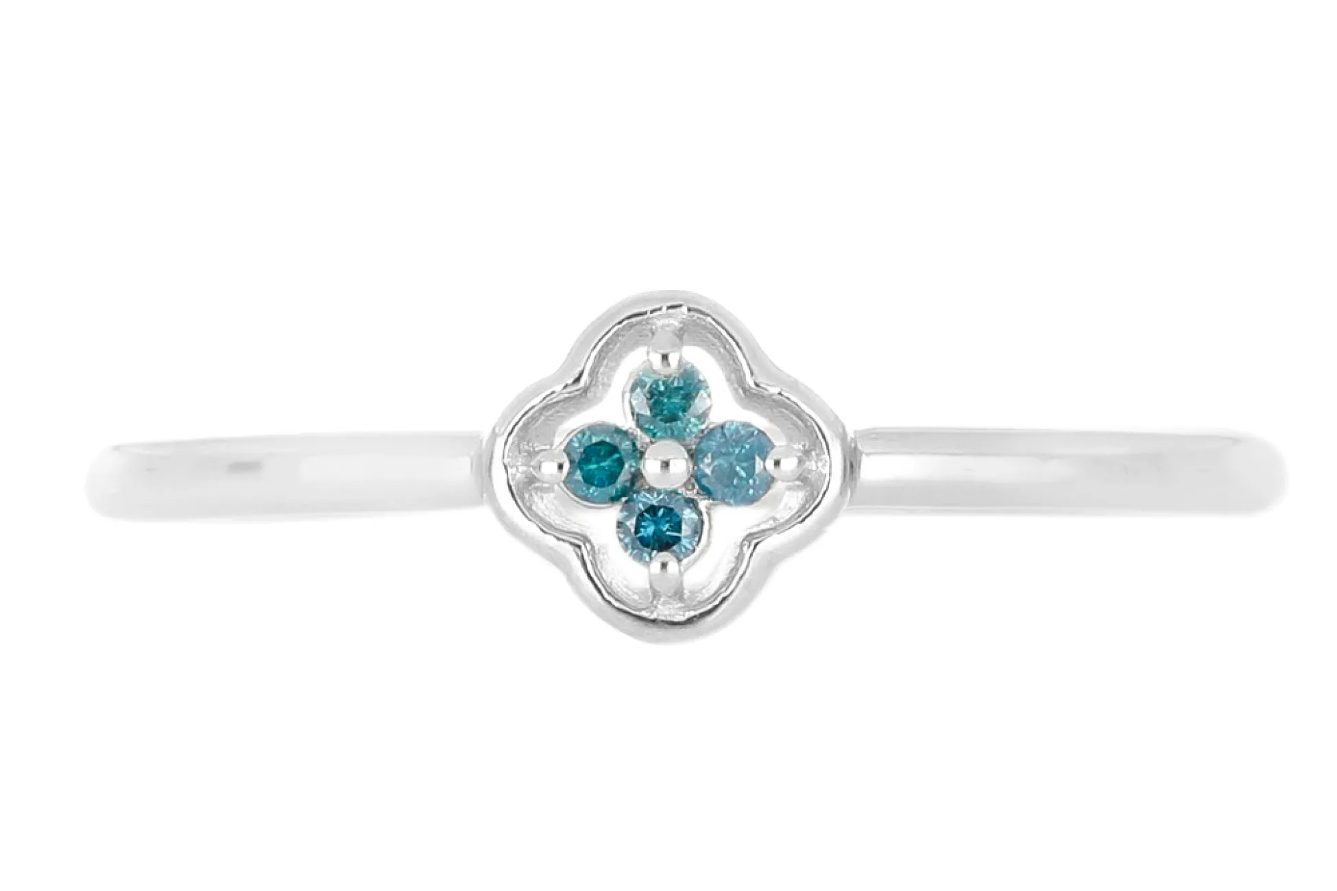 Silberring mit blauen Diamanten