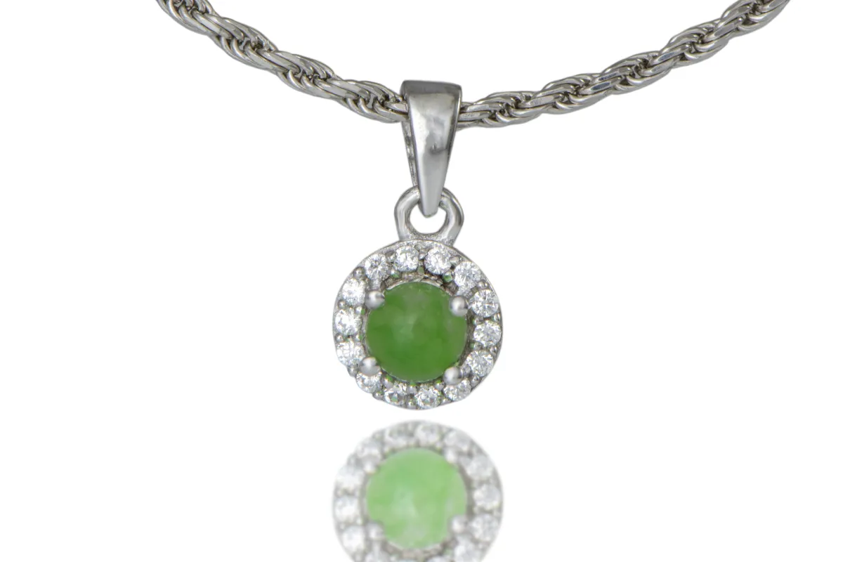 Silberanhänger mit Jadeit (Nephrit)