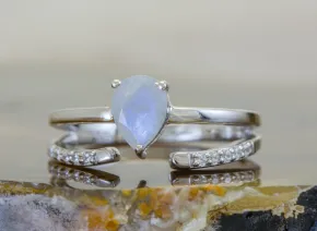 Ring mit Mondstein