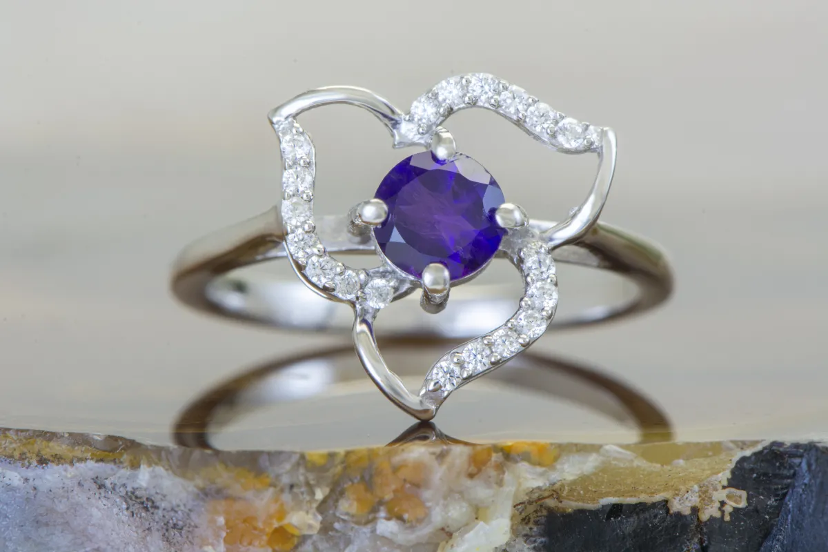Ring mit Amethyst
