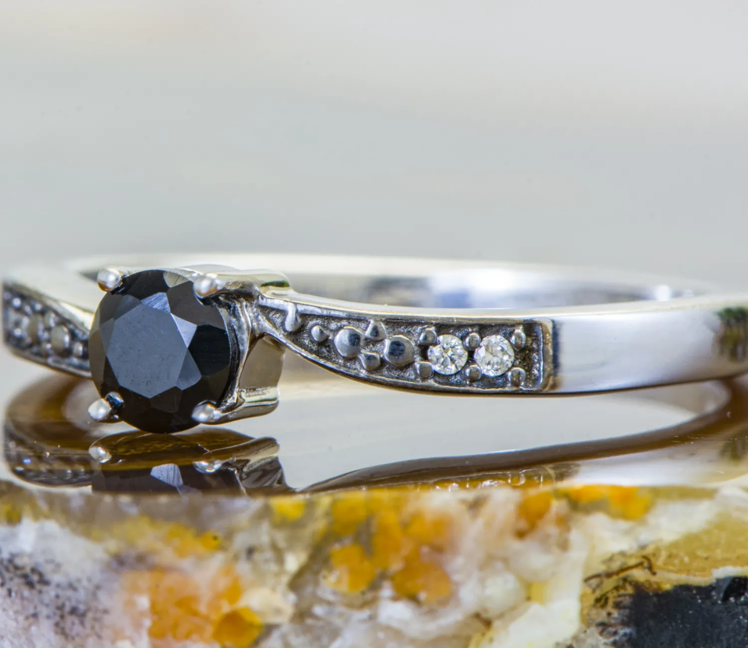 Silberring mit Onyx