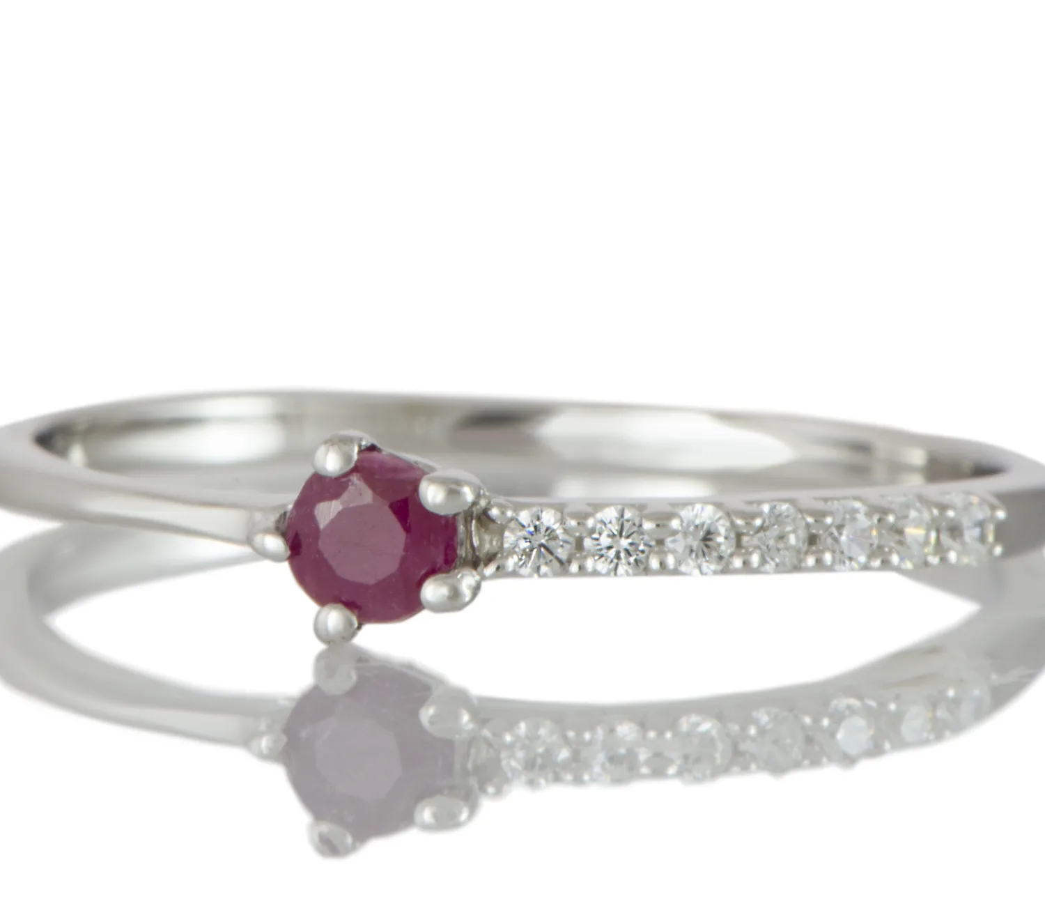 Ring mit Rubin
