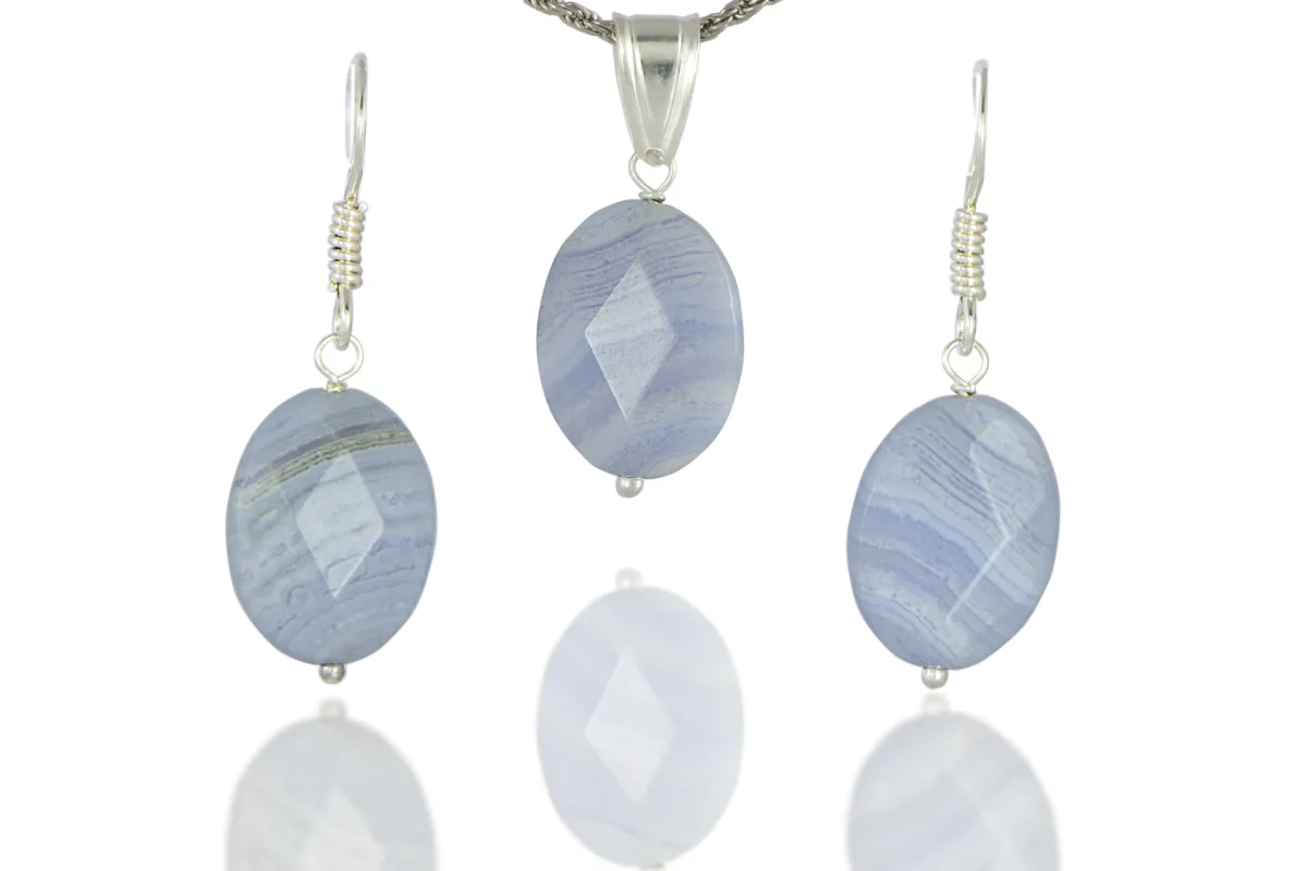Set mit Chalcedon "Blaue Spitze"