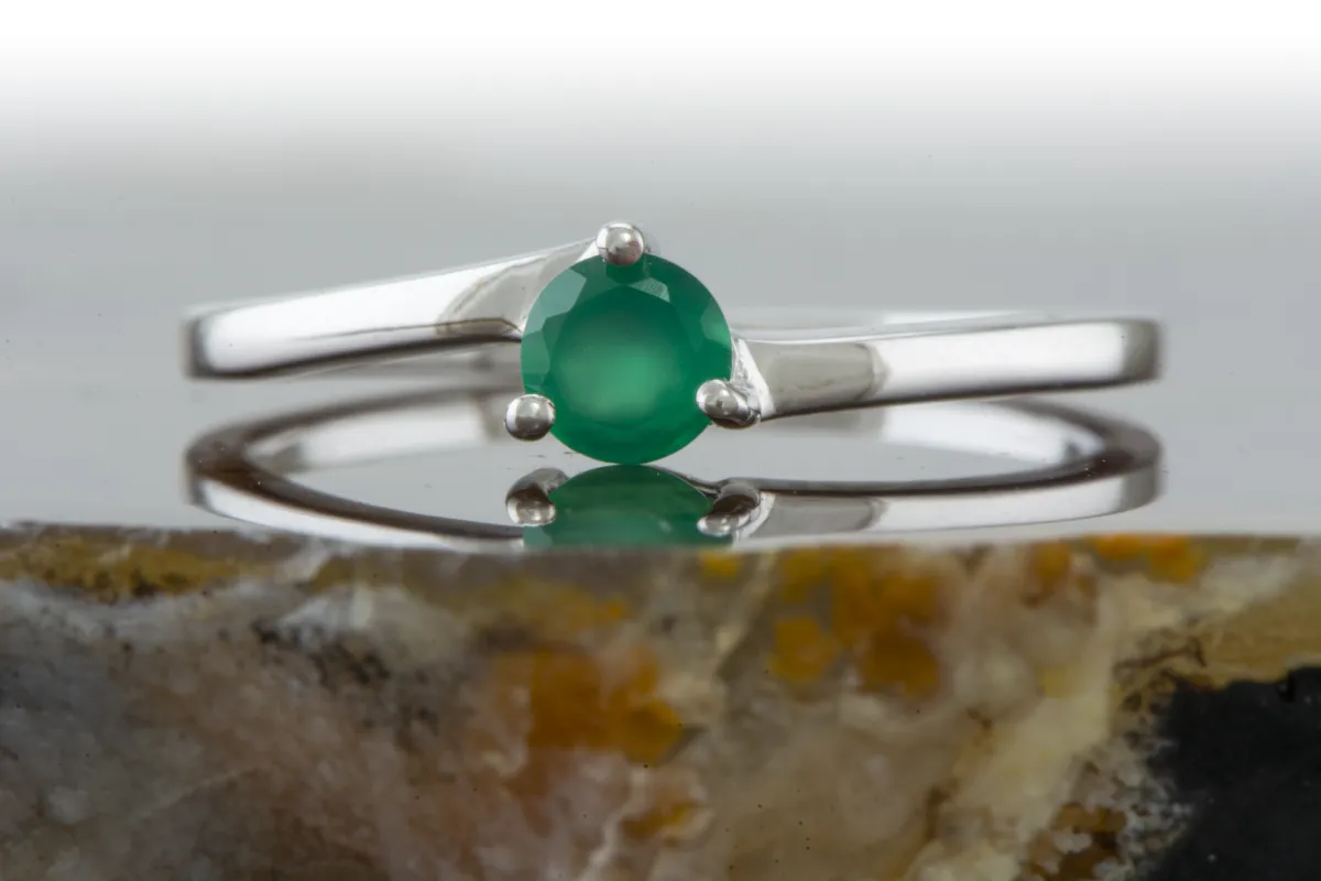 Ring mit grünem Achat