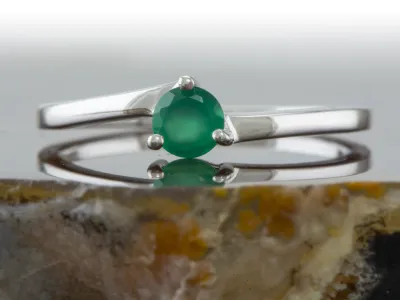 Ring mit grünem Achat