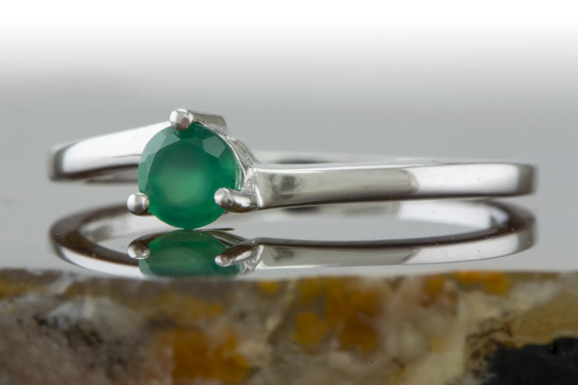 Ring mit grünem Achat