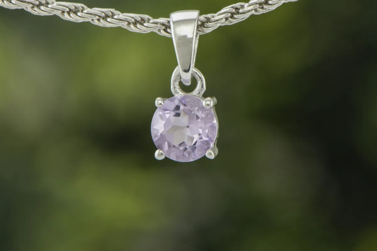 Anhänger mit Lavendelamethyst