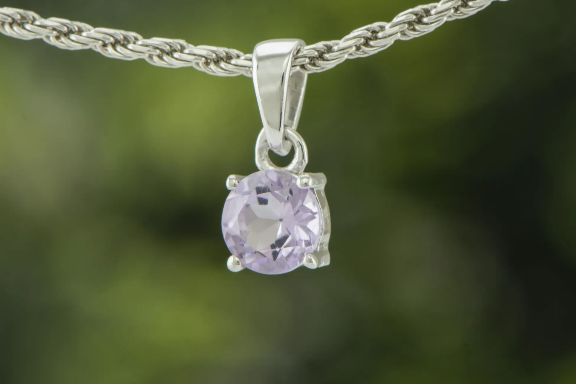 Anhänger mit Lavendelamethyst