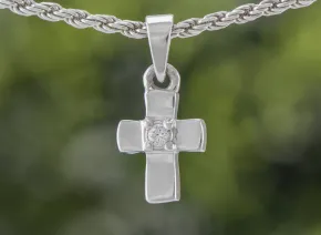 Kreuz mit Diamant