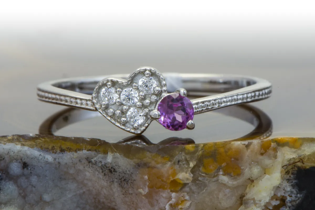 Ring mit Granat