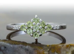 Silberring mit Peridot