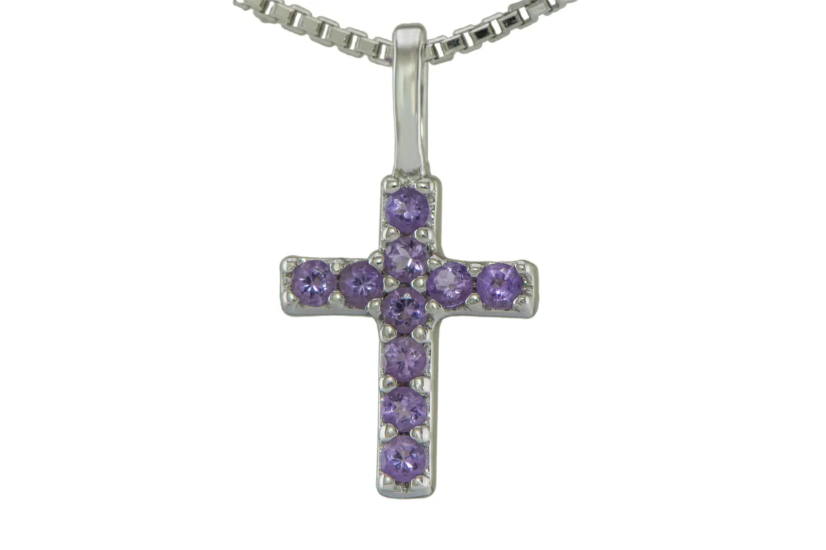 Silbernes Kreuz mit Amethyst