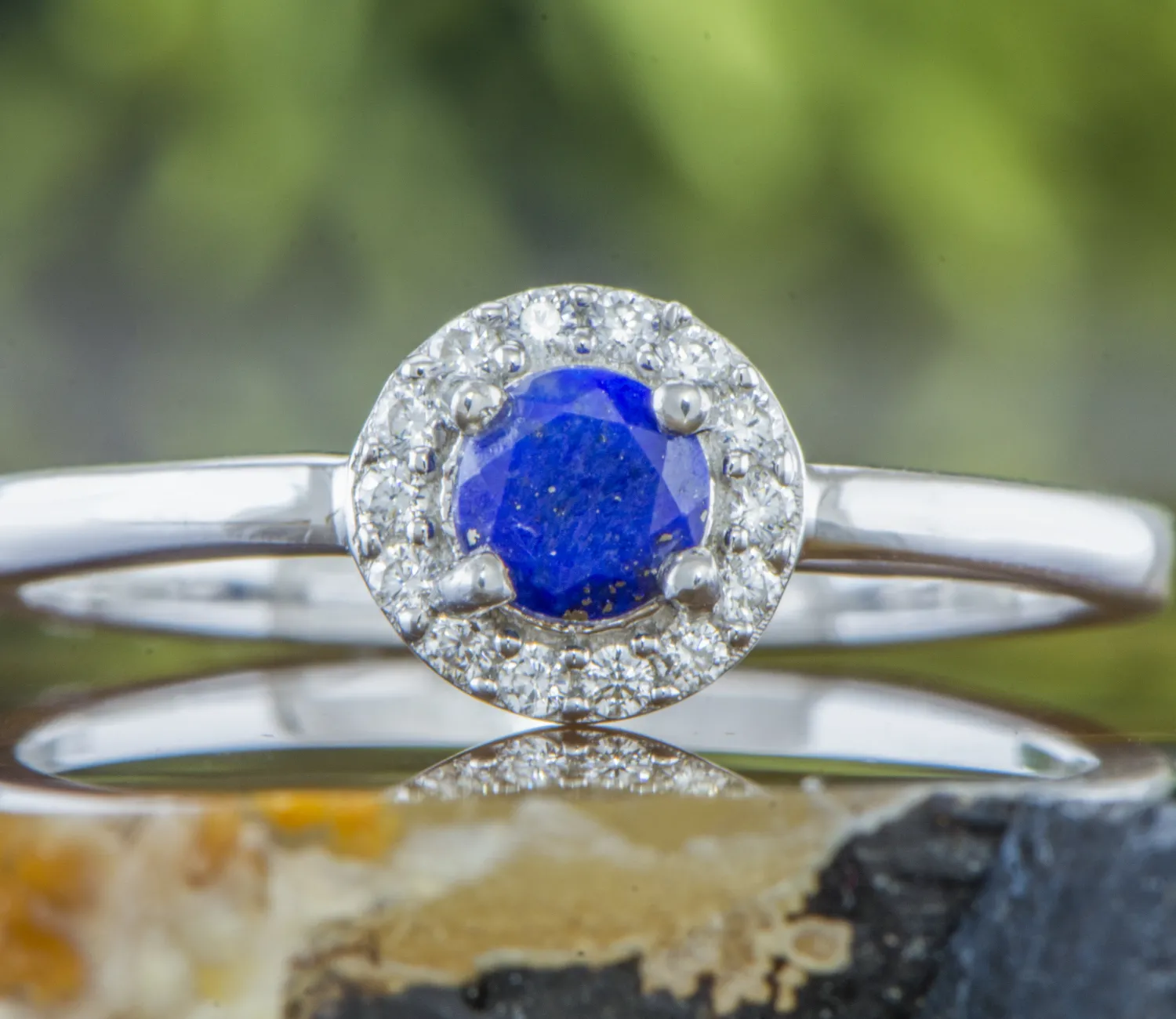 Silberring mit Lapislazuli