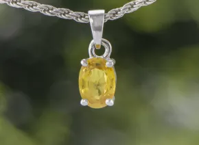 Anhänger mit Gelbem Saphir