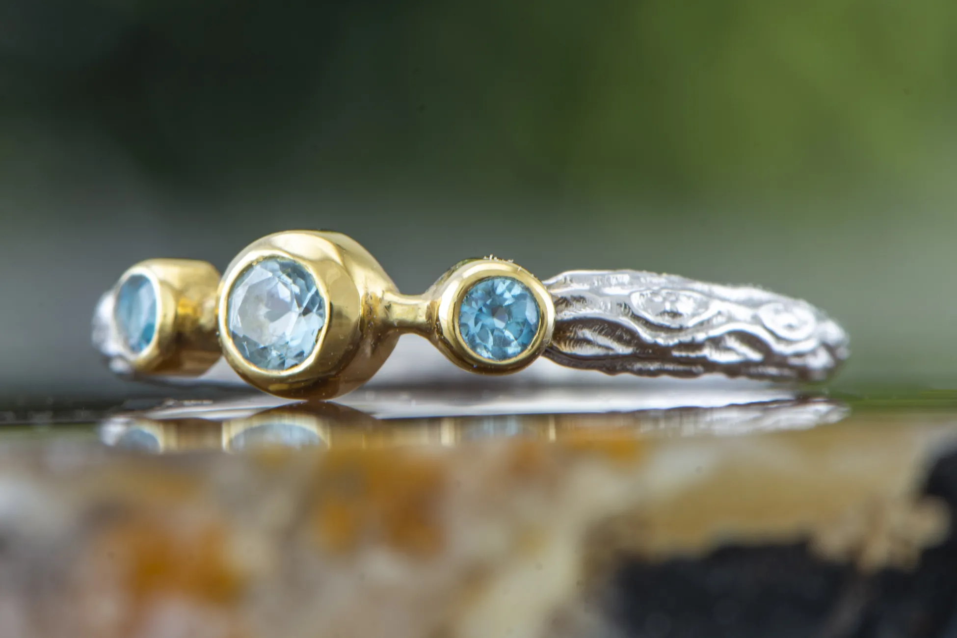 Ring mit Blauem Topas