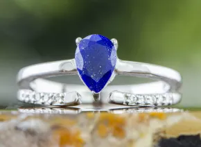 Ring mit Lapislazuli