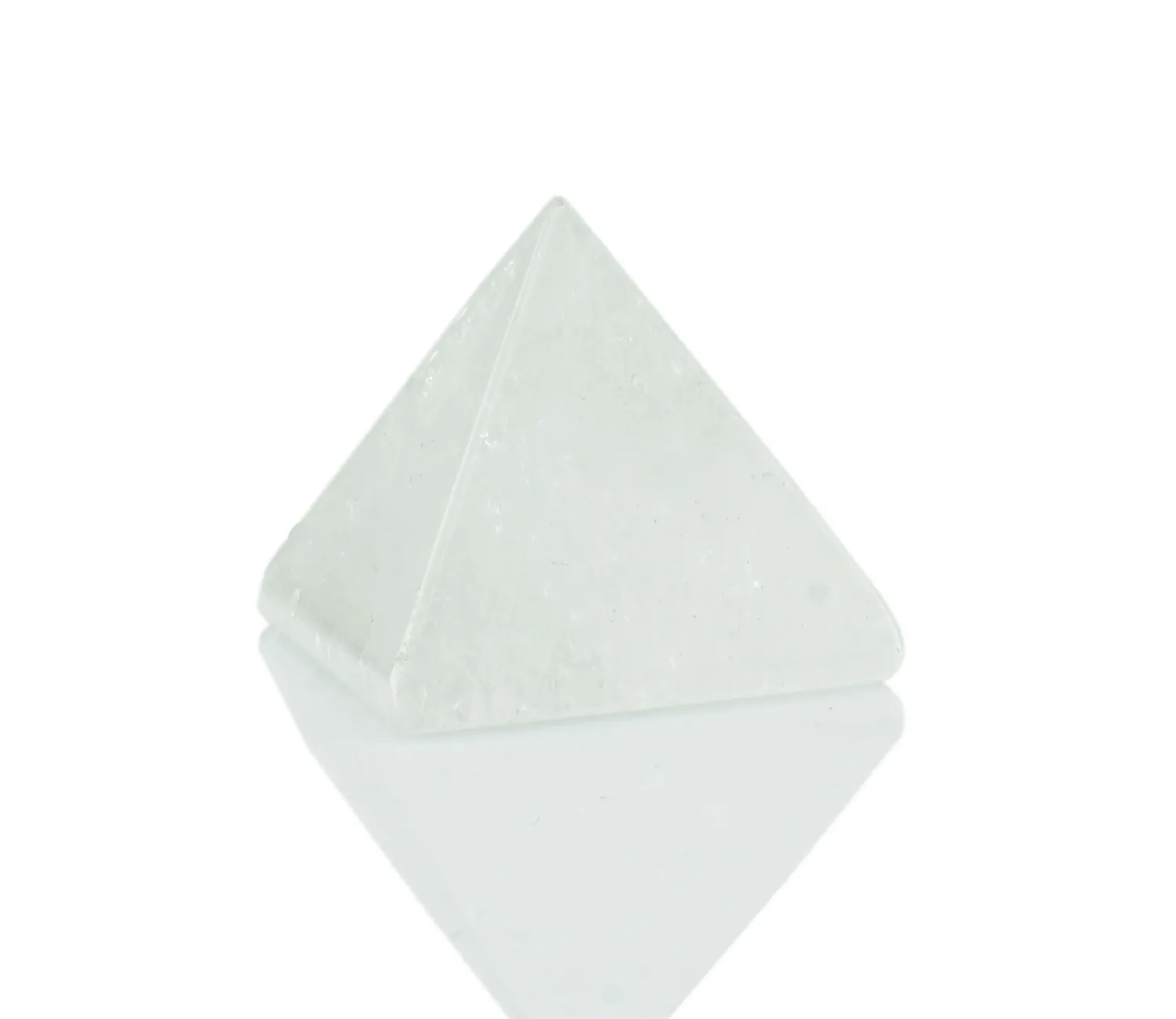 Pyramide aus Bergkristall