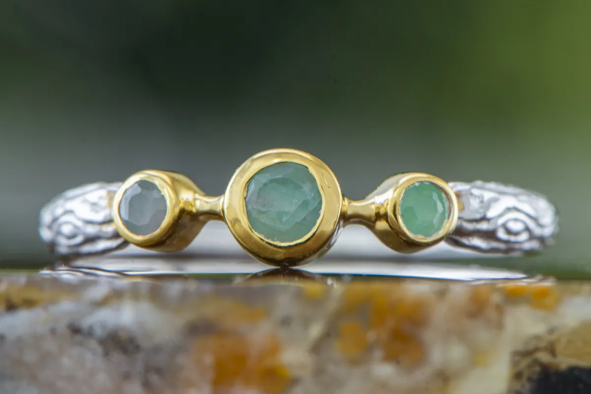 Ring mit Smaragden