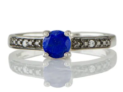 Ring mit Lapislazuli