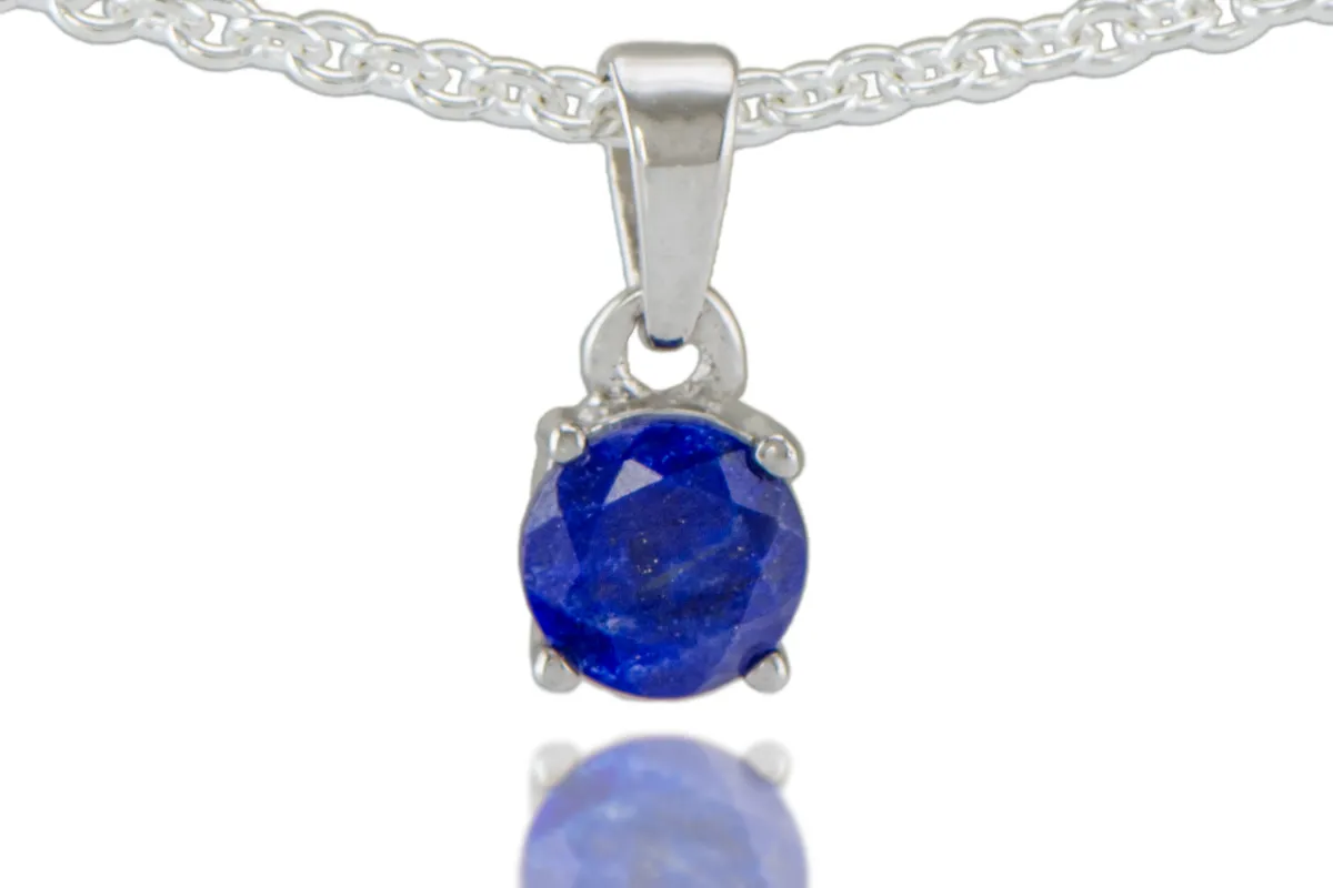 Anhänger mit Lapislazuli