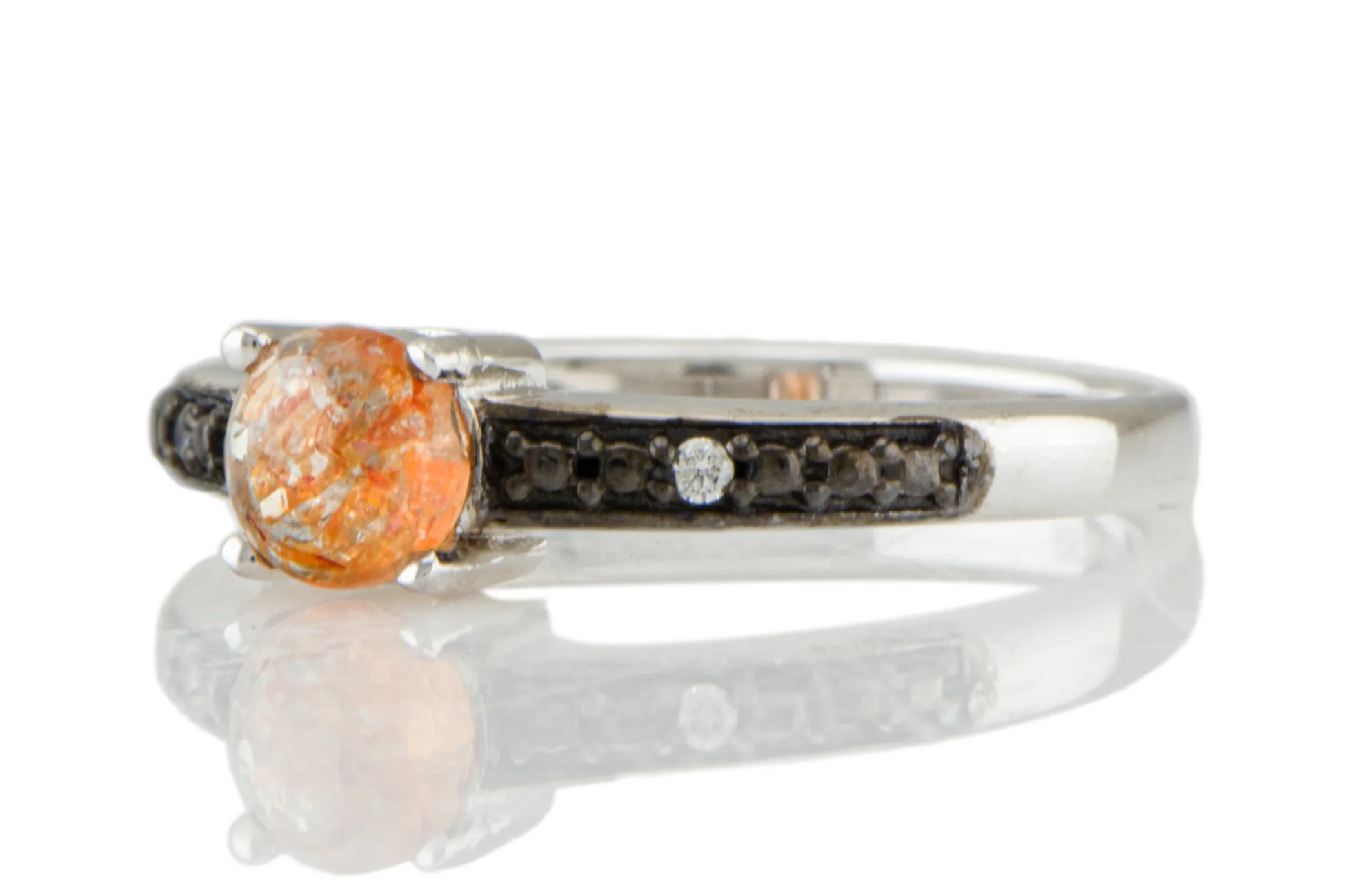 Ring mit Sonnenstein