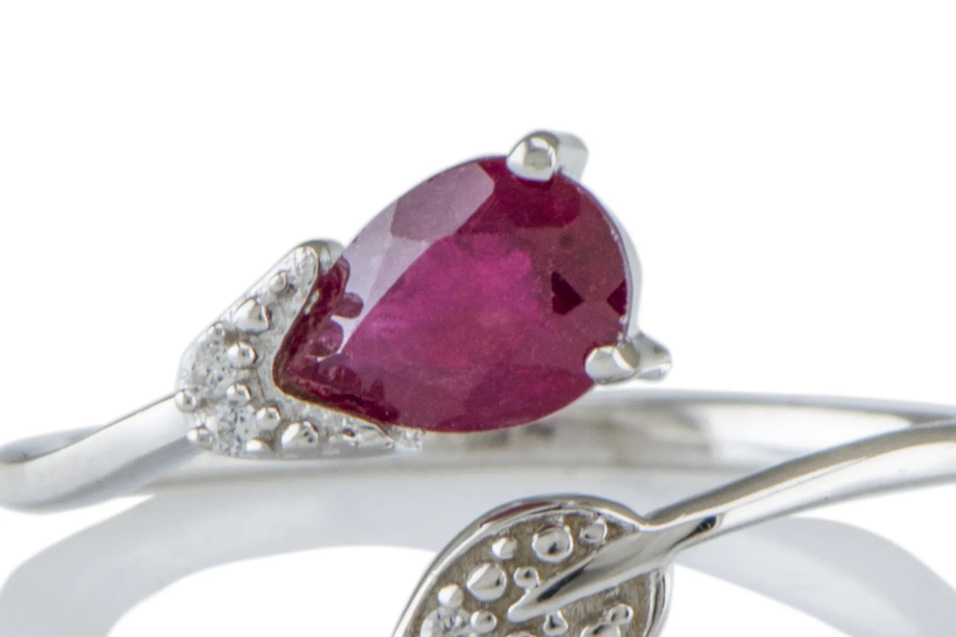 Ring mit Rubin