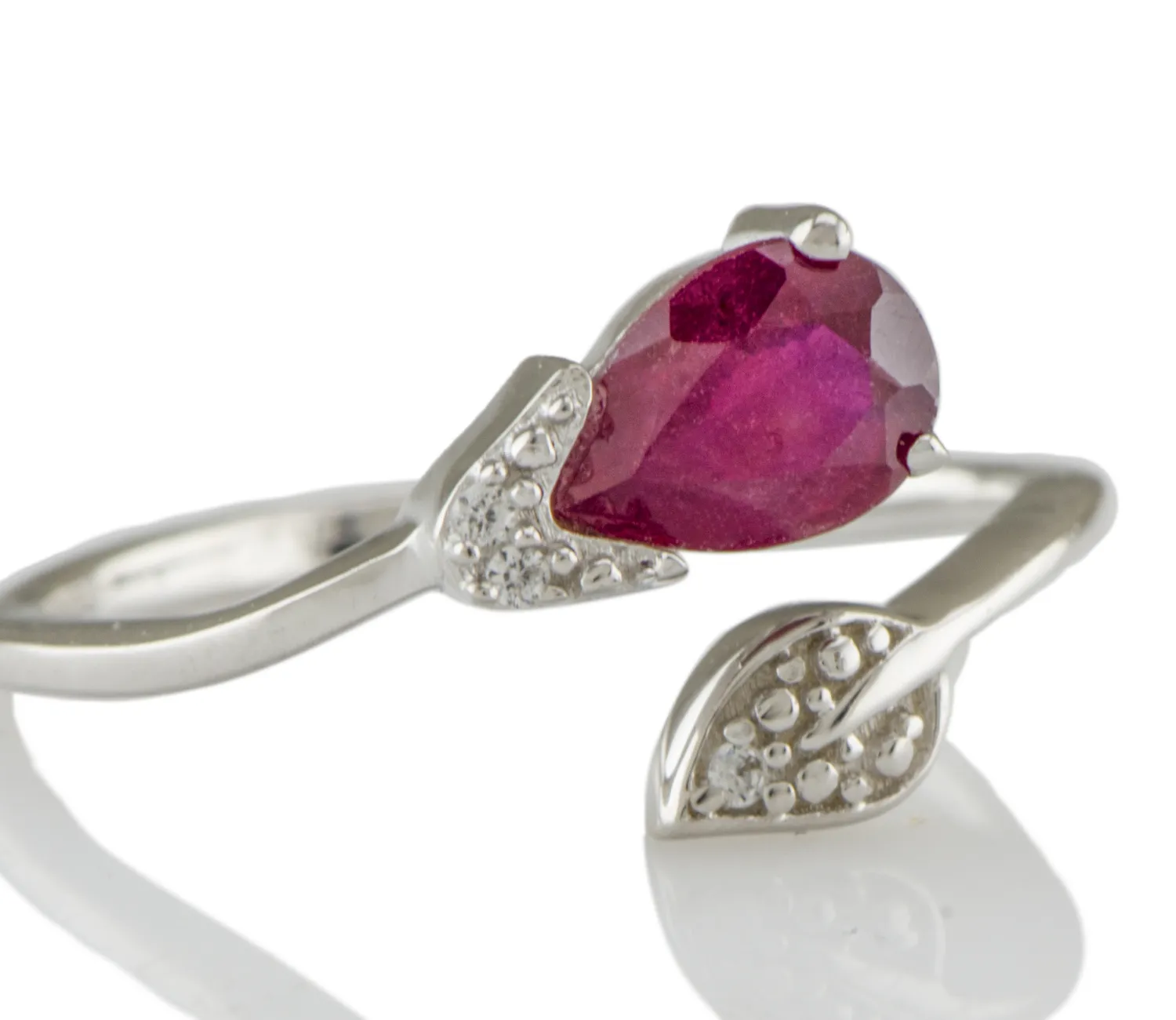 Ring mit Rubin