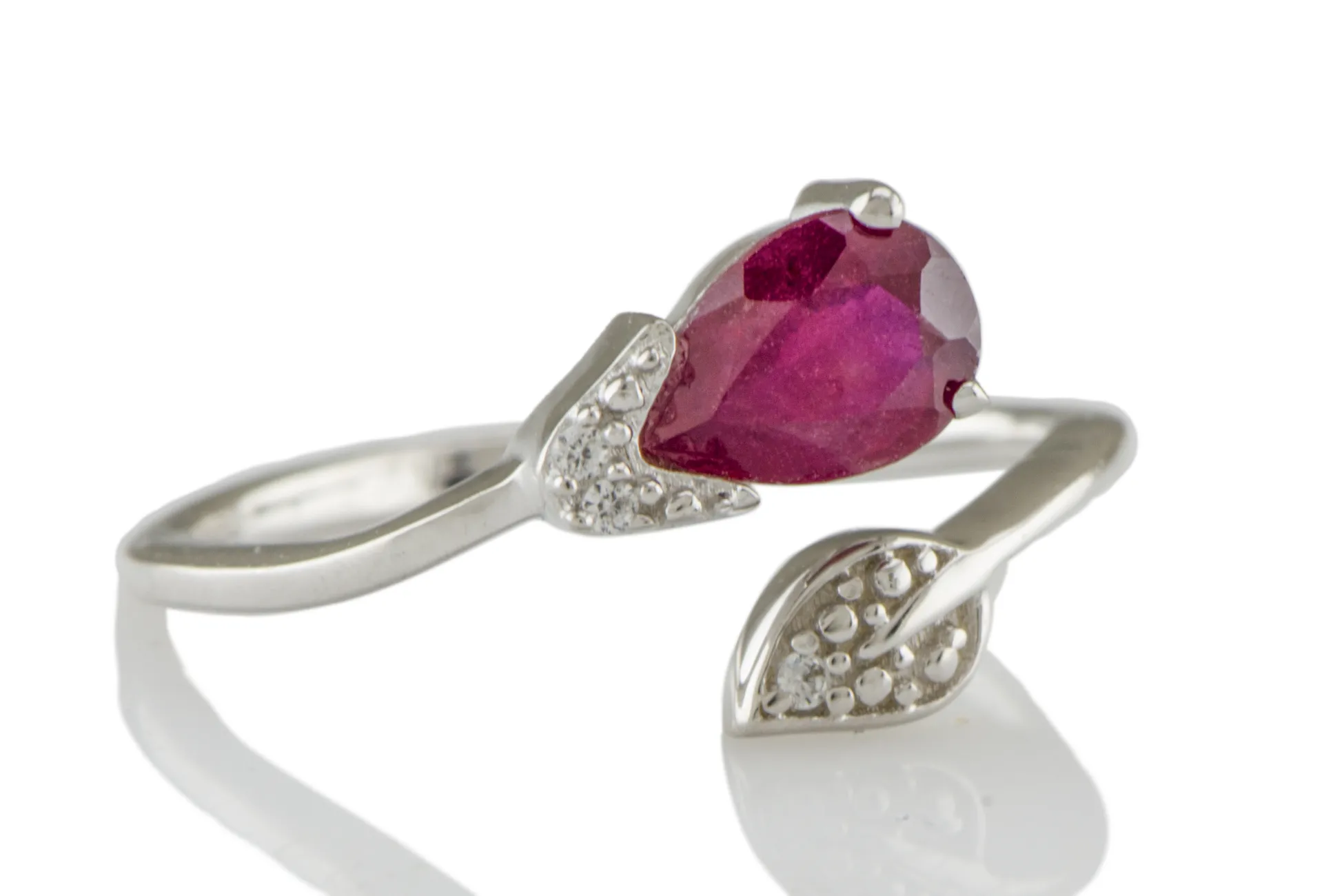 Ring mit Rubin