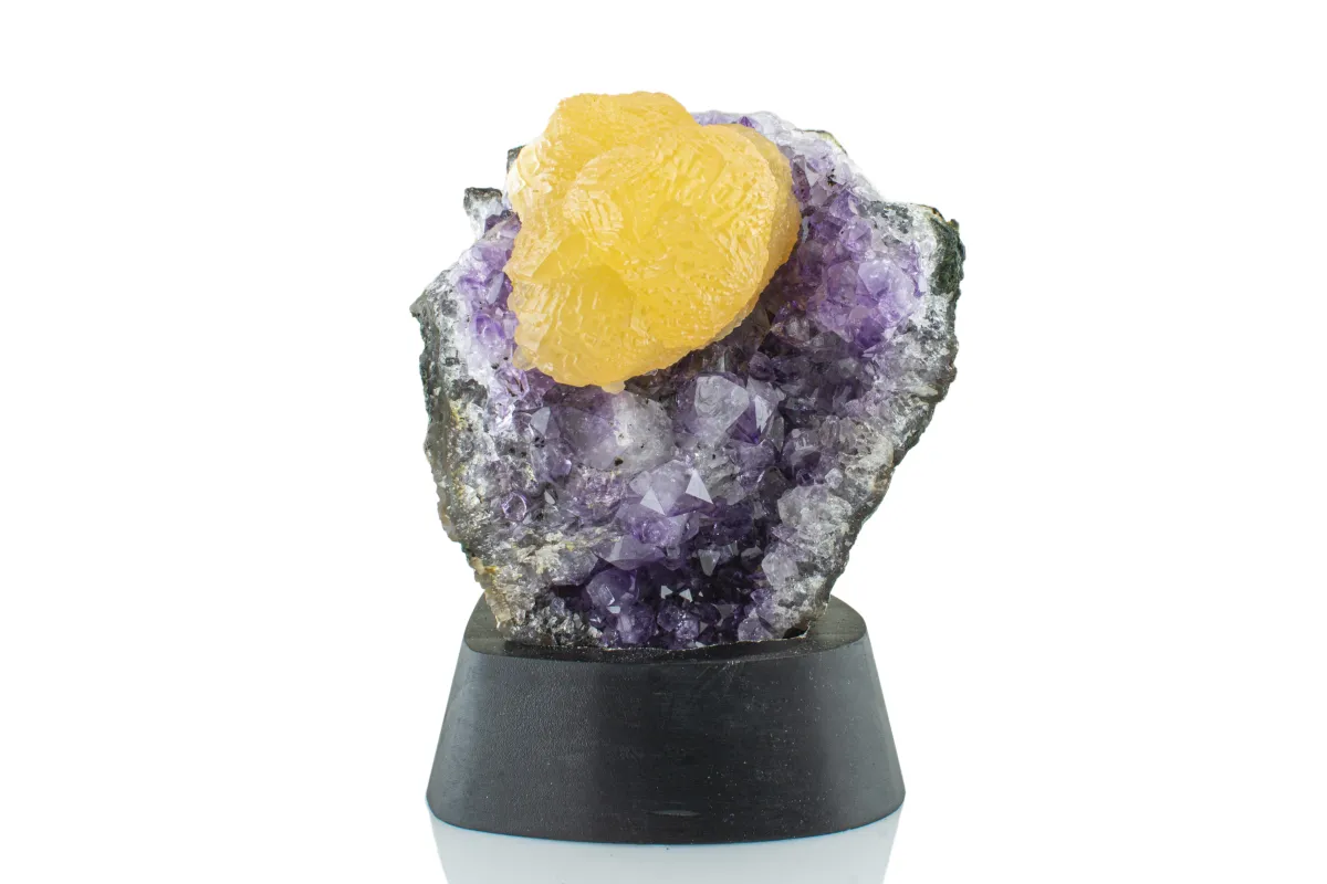 Amethyst mit Calcit