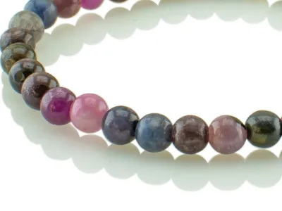 Armband aus mehrfarbigen Saphiren
