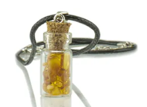 Kette mit Bernstein