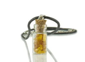 Kette mit Bernstein