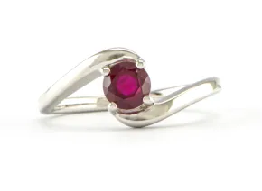 Silberring mit Rubin