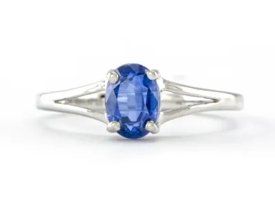 Ring mit blauem Kyanit