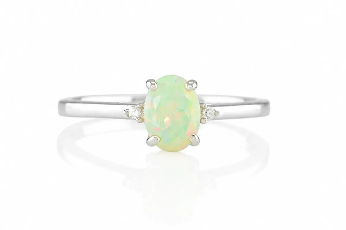 Silberring mit Opal