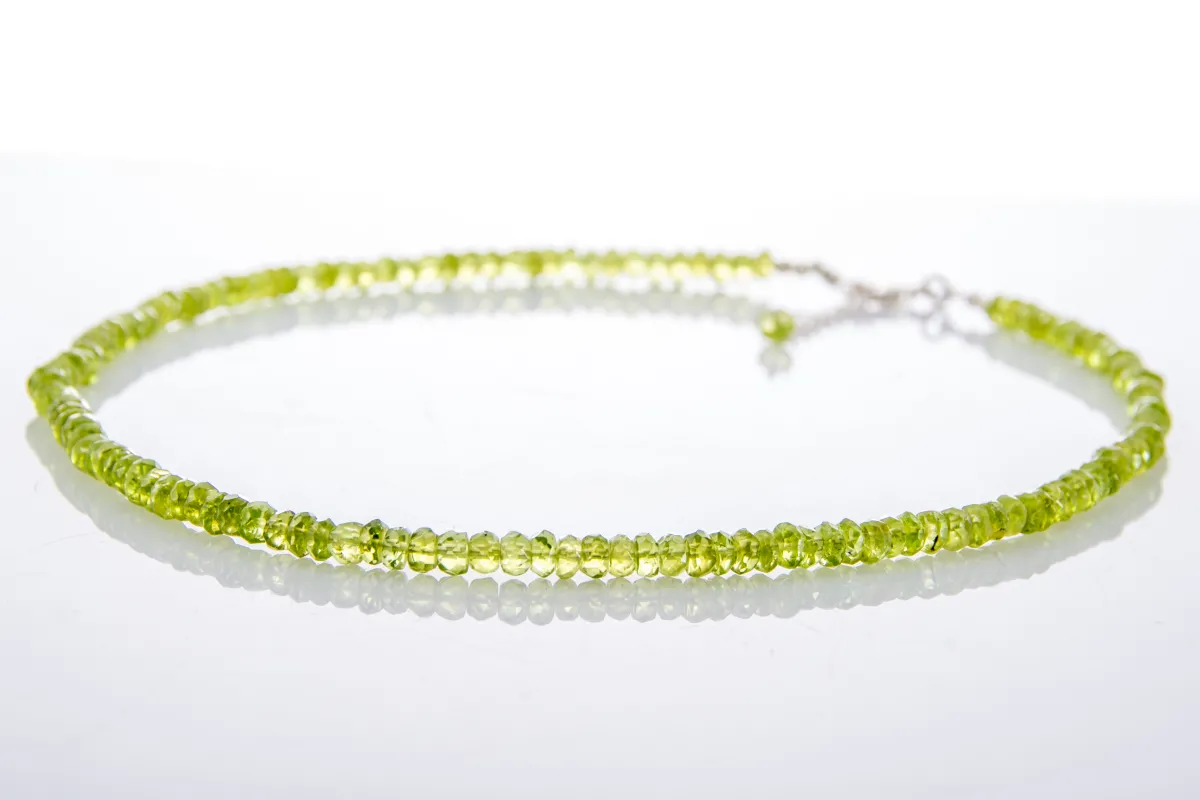 Halskette mit Peridot