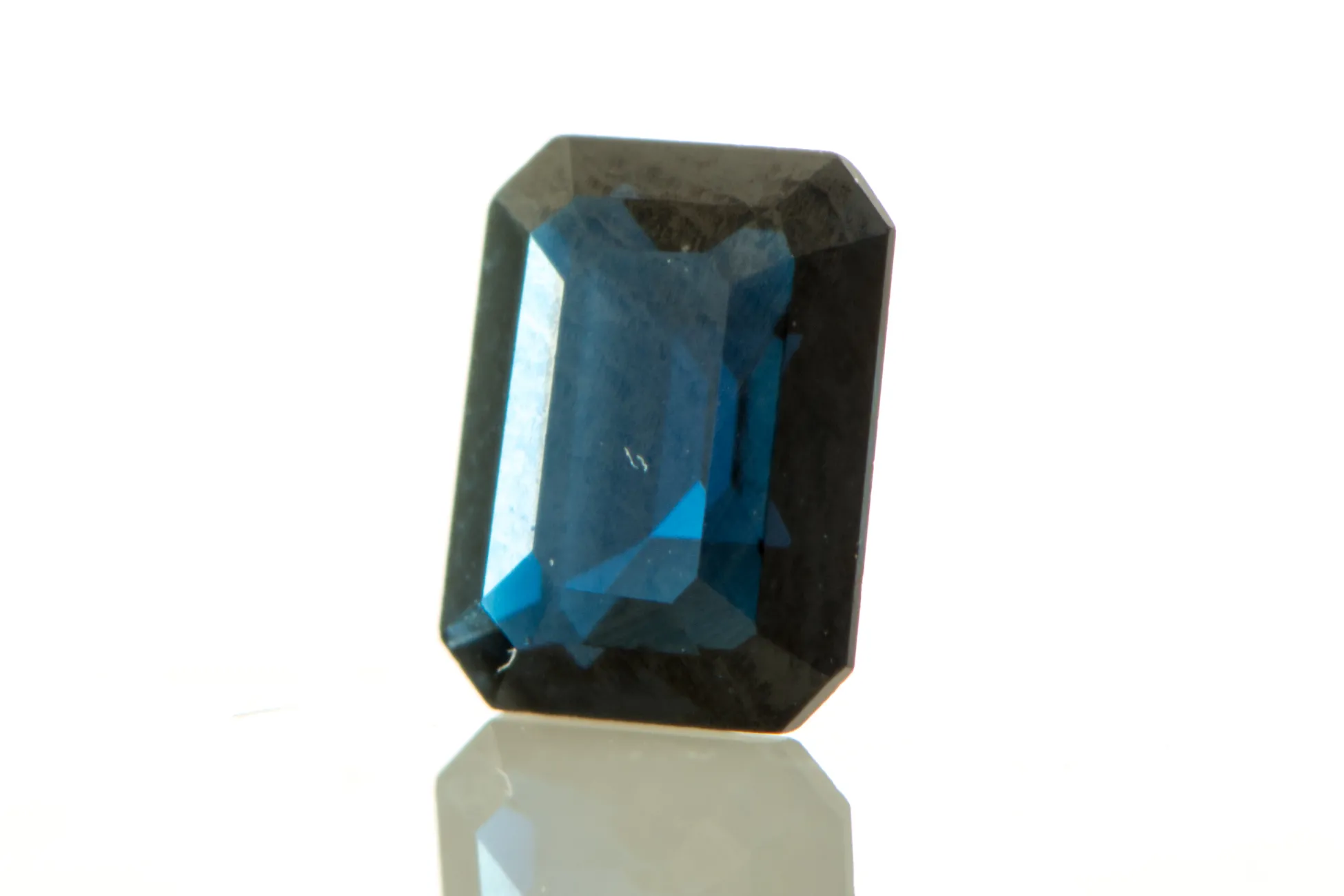 Blauer Turmalin
