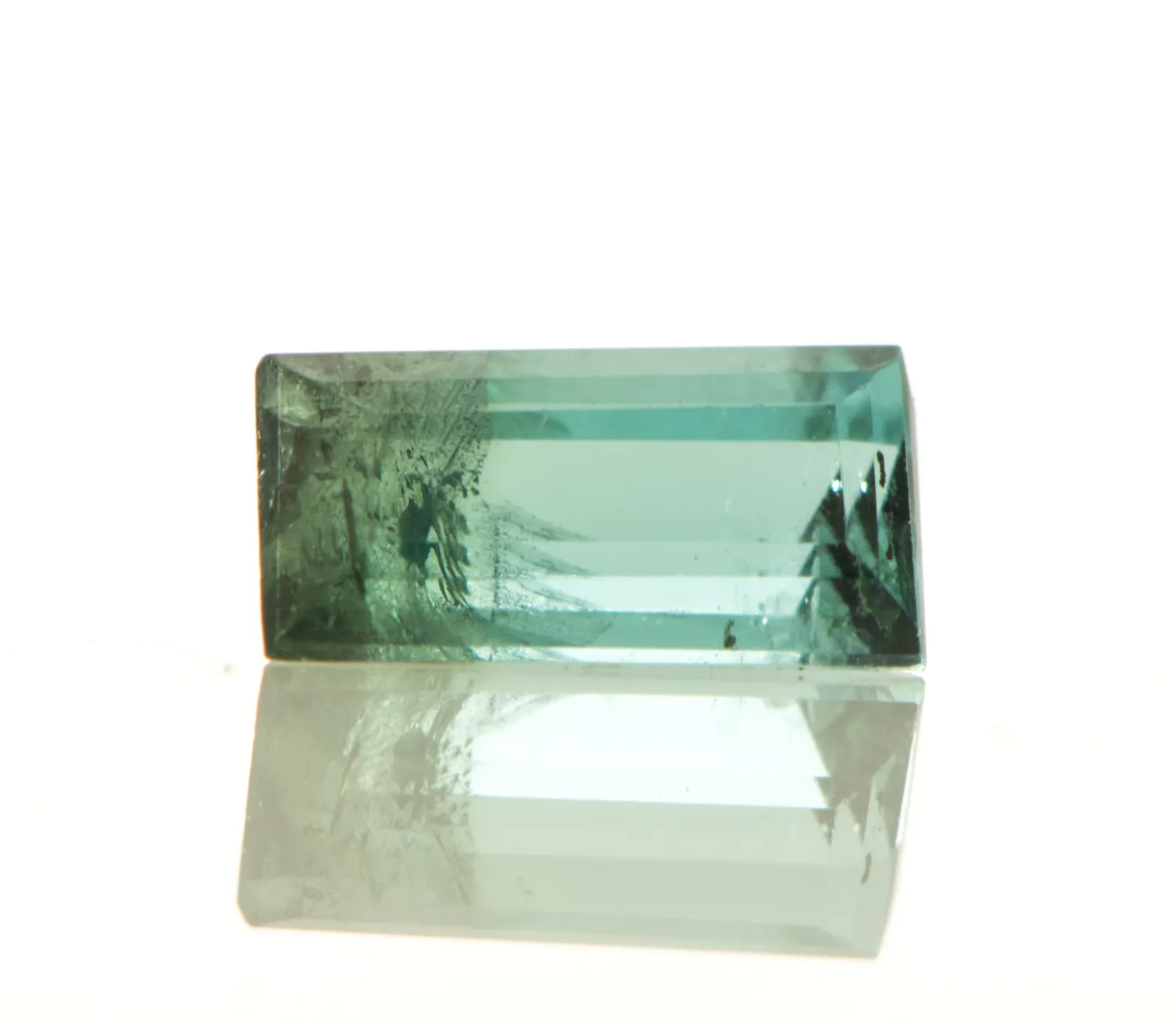 Blauer Turmalin